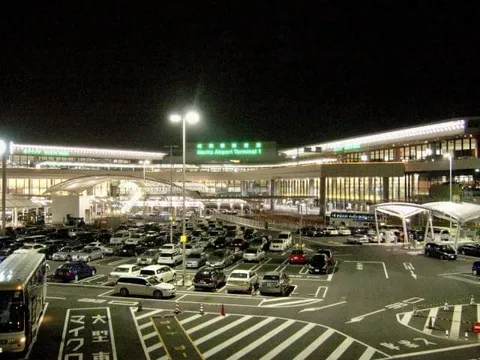 成田空港の深夜便利用者必見！行き方から過ごし方まで解説