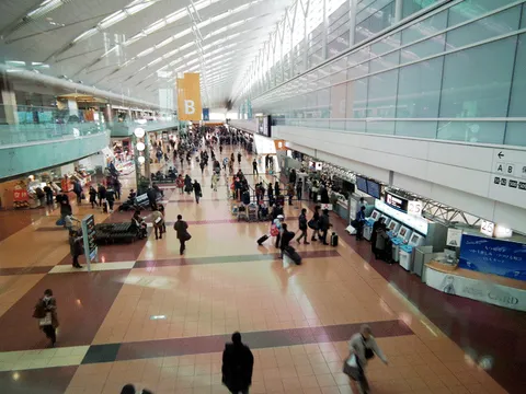 羽田空港国際線ターミナルの行き方は？料金や所要時間も紹介