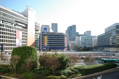 新宿から羽田空港へのタクシー移動の料金や時間は？他の交通手段も解説！